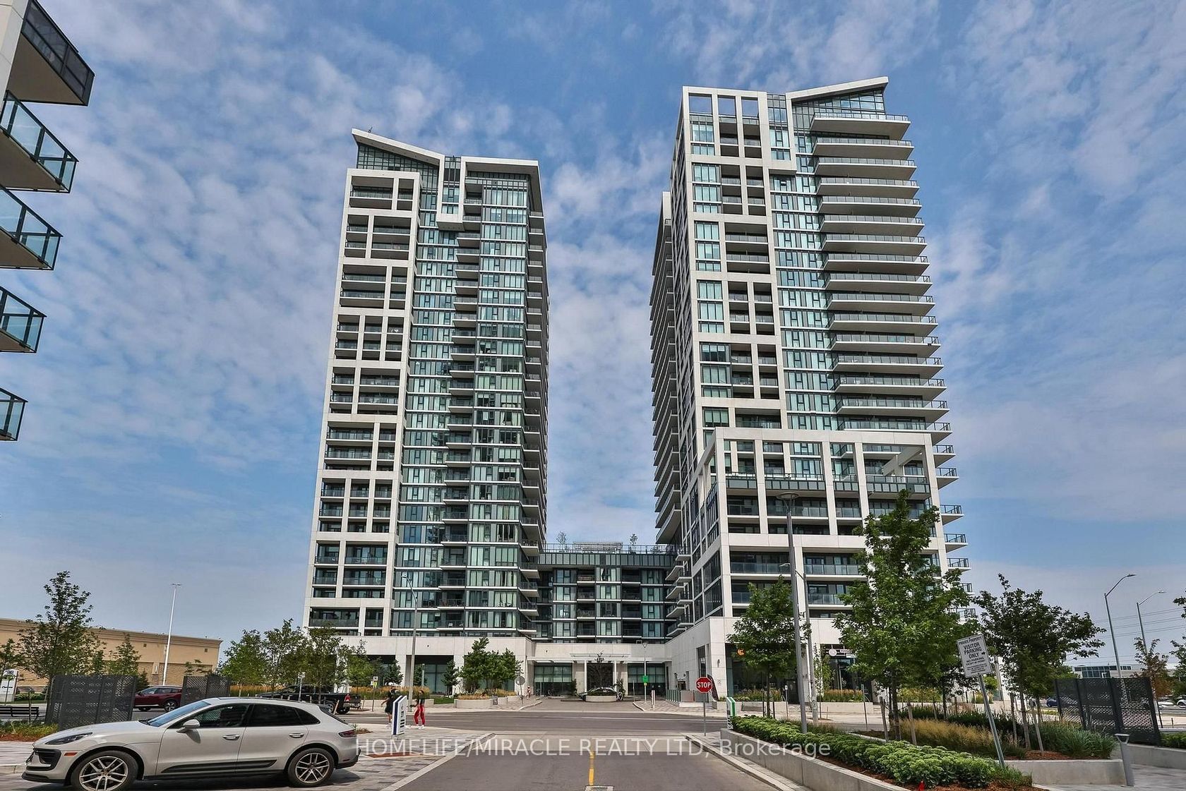 223 - 9000 Jane Street, Vellore Village, Vaughan photo number 2