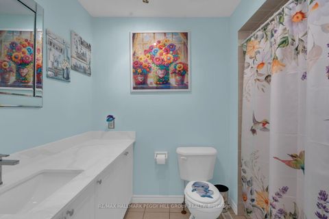 Photo 12 at 9 Stephanie Lane, Painswick South, Barrie