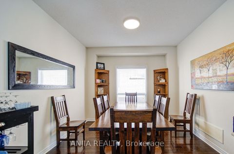 Photo 5 at 102 Westminster Circle, Shore, Barrie
