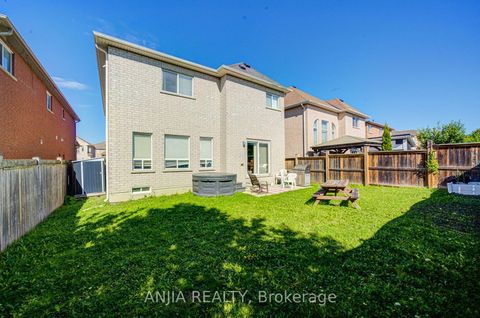 Photo 19 at 102 Westminster Circle, Shore, Barrie