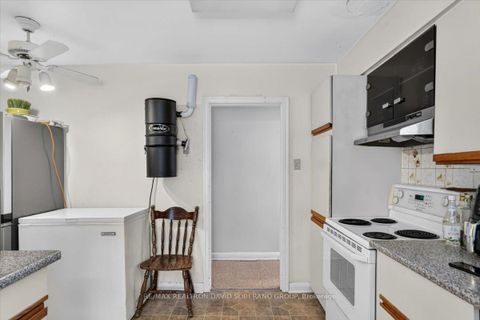 Photo 6 at 19 Wigan Crescent, Clanton Park, Toronto