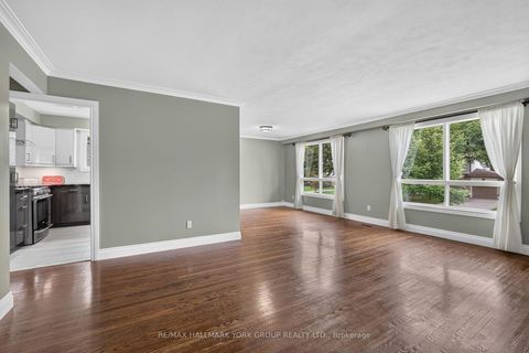Photo 6 at 384 Glenrose Road, Central Newmarket, Newmarket