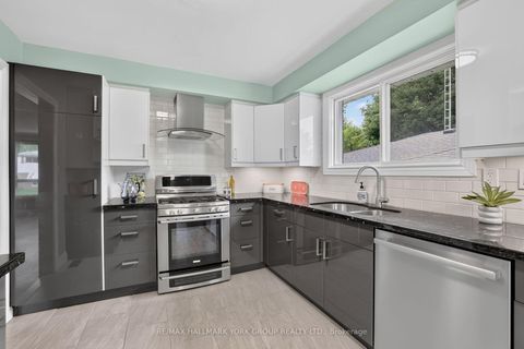 Photo 12 at 384 Glenrose Road, Central Newmarket, Newmarket