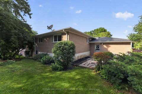 Photo 34 at 384 Glenrose Road, Central Newmarket, Newmarket