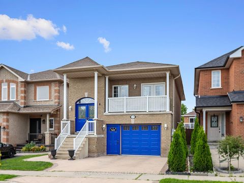 Photo 0 at 119 Blackthorn Drive, Maple, Vaughan