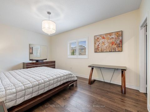 Photo 17 at 119 Blackthorn Drive, Maple, Vaughan