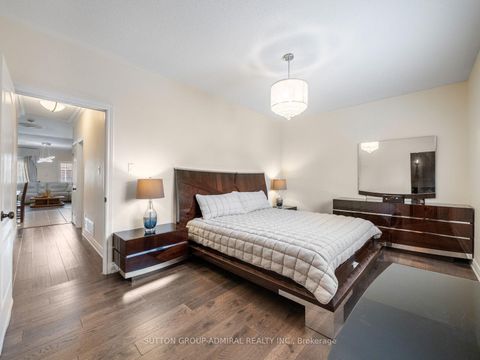 Photo 18 at 119 Blackthorn Drive, Maple, Vaughan