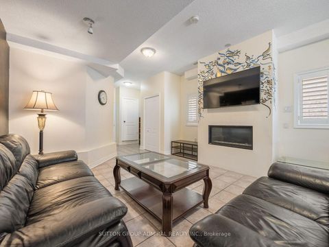 Photo 26 at 119 Blackthorn Drive, Maple, Vaughan
