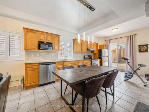 Photo 28 at 119 Blackthorn Drive, Maple, Vaughan