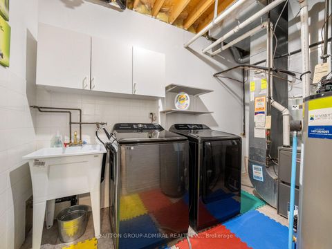 Photo 34 at 119 Blackthorn Drive, Maple, Vaughan