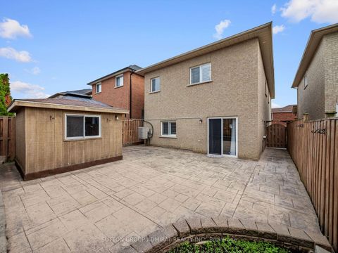 Photo 36 at 119 Blackthorn Drive, Maple, Vaughan