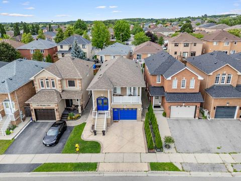 Photo 38 at 119 Blackthorn Drive, Maple, Vaughan