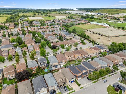 Photo 46 at 119 Blackthorn Drive, Maple, Vaughan