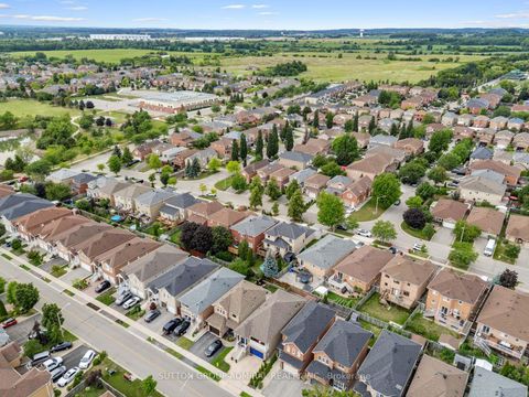 Photo 47 at 119 Blackthorn Drive, Maple, Vaughan