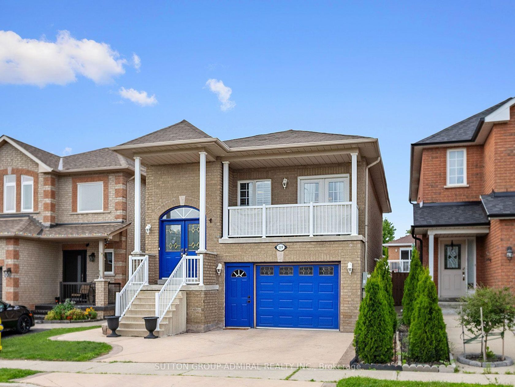 119 Blackthorn Drive, Maple, Vaughan photo number 2