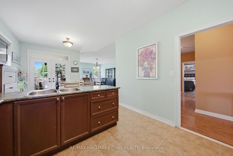 Photo 10 at 121 Prince William Way, Shore, Barrie