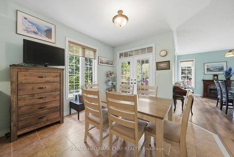 Photo 11 at 121 Prince William Way, Shore, Barrie