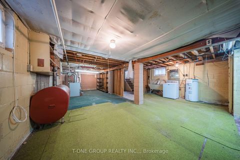 Photo 21 at 302 Spring Garden Avenue, Willowdale East, Toronto