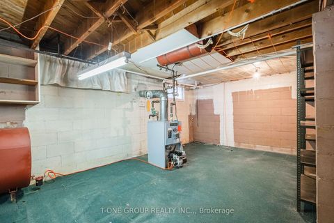Photo 22 at 302 Spring Garden Avenue, Willowdale East, Toronto
