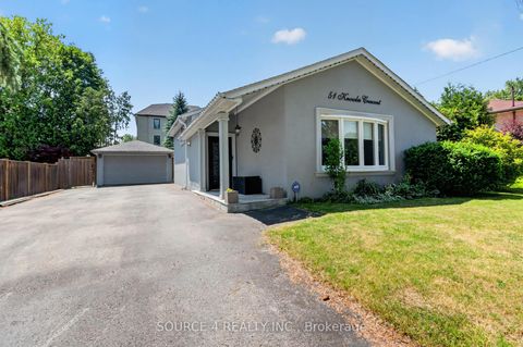 Photo 1 at 51 Knowles Crescent, Aurora Highlands, Aurora