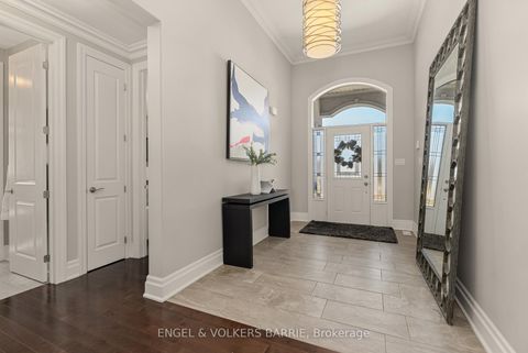 Photo 3 at 327 Sunnybrae Avenue, Stroud, Innisfil