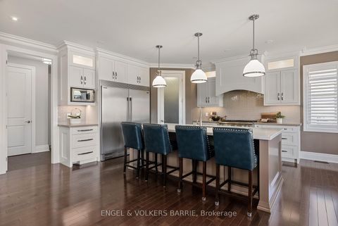 Photo 7 at 327 Sunnybrae Avenue, Stroud, Innisfil