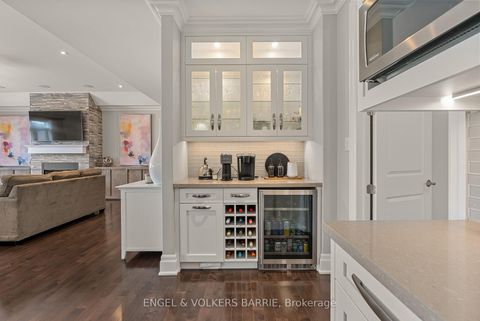 Photo 11 at 327 Sunnybrae Avenue, Stroud, Innisfil