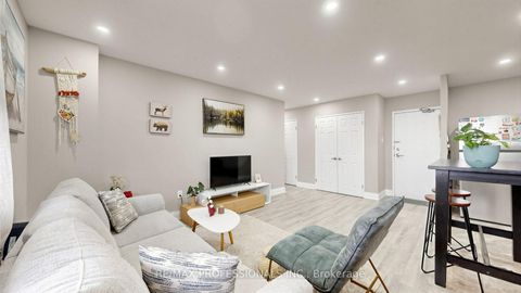 Photo 7 at 809 - 100 Dundalk Drive, Dorset Park, Toronto