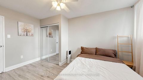 Photo 10 at 809 - 100 Dundalk Drive, Dorset Park, Toronto