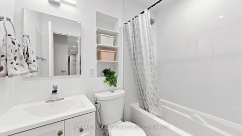 Photo 13 at 809 - 100 Dundalk Drive, Dorset Park, Toronto