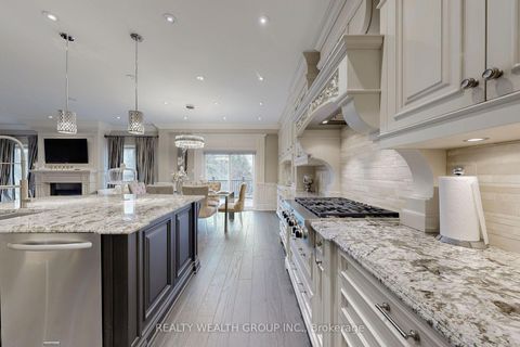 Photo 13 at 43 Catano Court, Rouge Woods, Richmond Hill