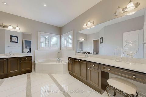 Photo 21 at 43 Catano Court, Rouge Woods, Richmond Hill