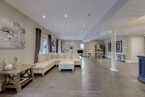 Photo 32 at 43 Catano Court, Rouge Woods, Richmond Hill
