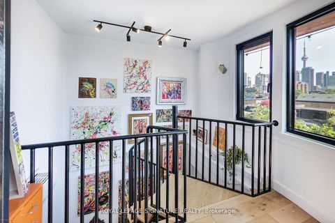 Photo 19 at 6 Littlehayes Lane, Chinatown, Toronto