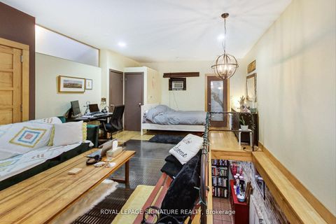 Photo 34 at 6 Littlehayes Lane, Chinatown, Toronto