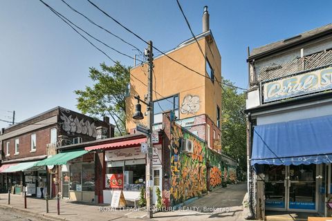 Photo 39 at 6 Littlehayes Lane, Chinatown, Toronto