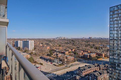 Photo 9 at 2014 - 105 The Queensway Way, Swansea, Toronto