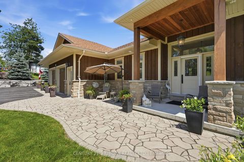 Photo 1 at 2055 Forest Valley Drive, Rural Innisfil, Innisfil