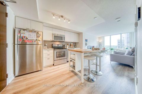 Photo 4 at 811 - 88 Sheppard Avenue E, Willowdale East, Toronto