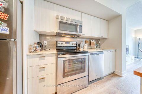 Photo 5 at 811 - 88 Sheppard Avenue E, Willowdale East, Toronto