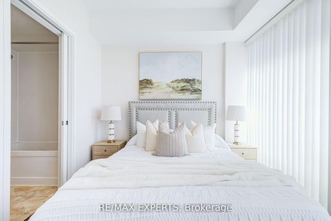 Photo 17 at 1504 - 12 York Street, Waterfront Communities C1, Toronto