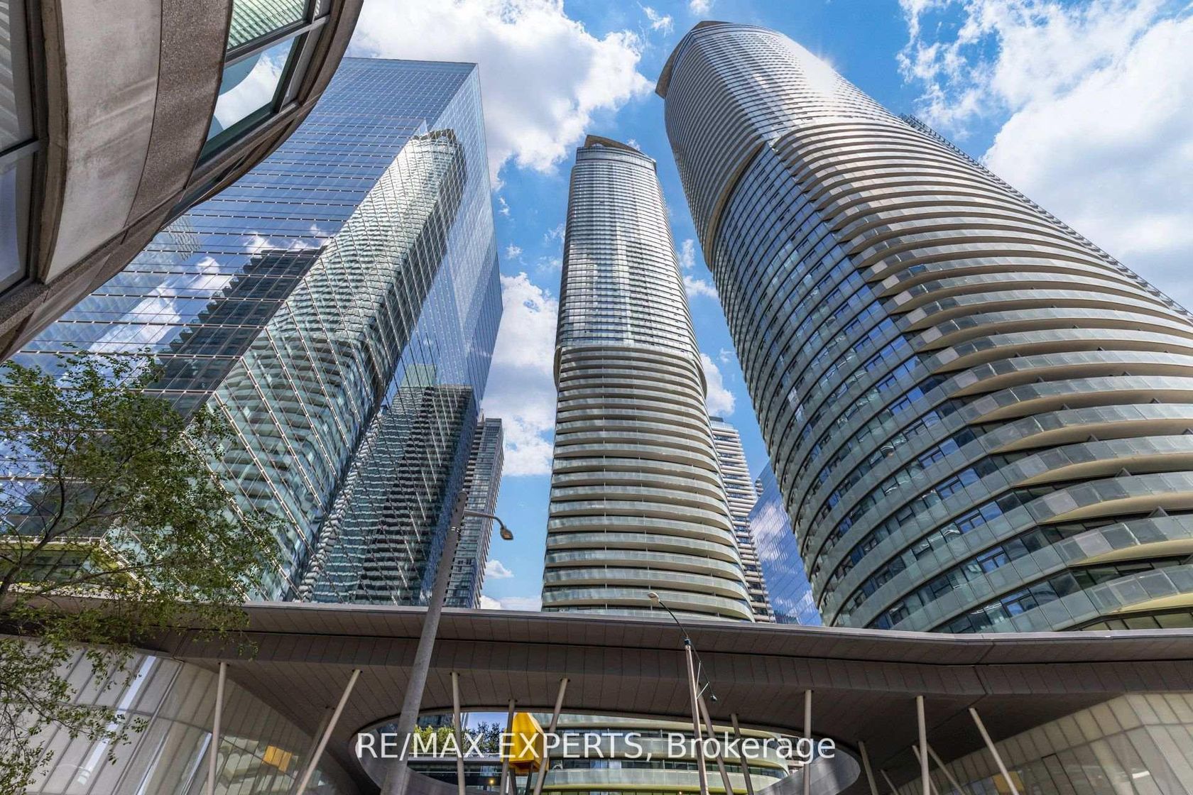 1504 - 12 York Street, Waterfront Communities C1, Toronto 