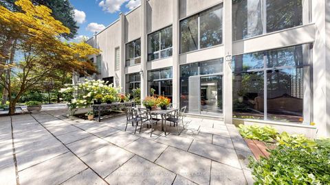 Photo 1 at 5 Abrams Place, Windfields, Toronto