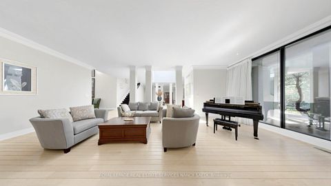 Photo 7 at 5 Abrams Place, Windfields, Toronto
