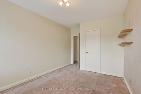 Photo 14 at 15 Robson Place, Newtonbrook West, Toronto