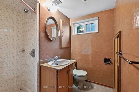 Photo 20 at 15 Robson Place, Newtonbrook West, Toronto