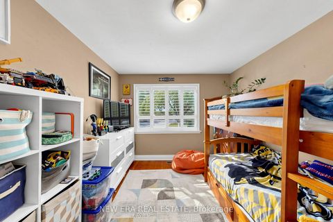 Photo 18 at 197 Lucas Street, Mill Pond, Richmond Hill