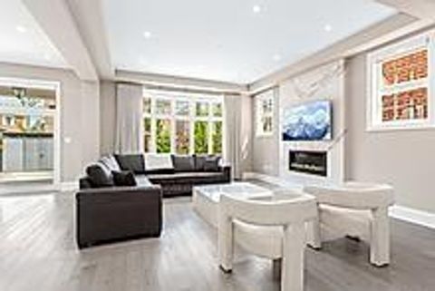 Photo 4 at 12 JOHN HENRY Street, Kleinburg, Vaughan
