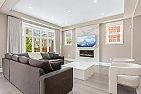 Photo 6 at 12 JOHN HENRY Street, Kleinburg, Vaughan