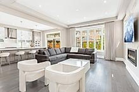 Photo 8 at 12 JOHN HENRY Street, Kleinburg, Vaughan